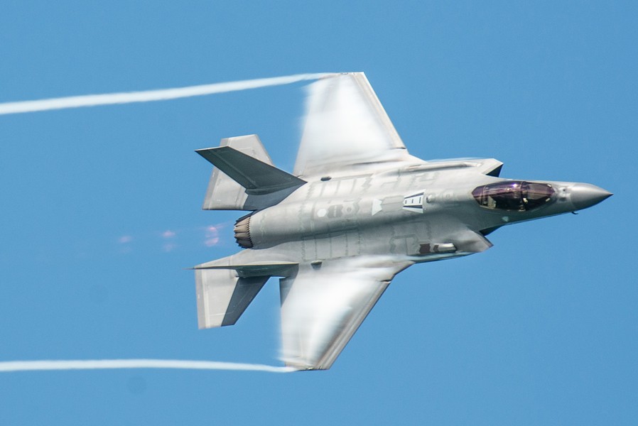 [ẢNH] Mỹ ồ ạt đưa 52 'chiến thần' F-35A tập trận lớn nhất lịch sử, đề phòng chiến tranh
