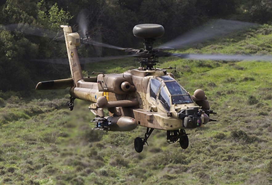 [ẢNH] Mỹ trang bị siêu tên lửa lsrael cho trực thăng AH-64