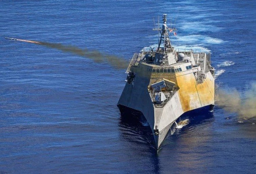 [ẢNH] Hải quân Mỹ đánh trúng mục tiêu từ khoảng cách 200km bằng tên lửa tàng hình