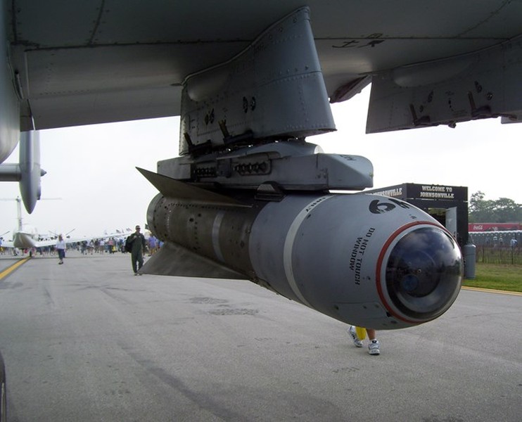 [ẢNH] Mỹ ngưng cấp sát thủ không đối đất AGM-65 cho F-16 Iraq