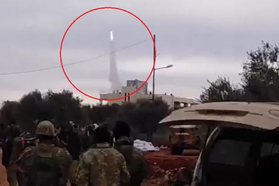 [ẢNH] Phiến quân dùng chính tên lửa Liên Xô để tiêu diệt trực thăng Syria?