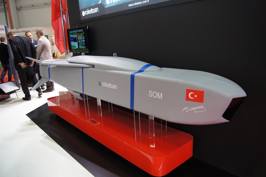 [ẢNH] Dùng siêu tên lửa SOM-J, Thổ Nhĩ Kỳ sẽ vô hiệu hóa mạng lưới phòng không tại Syria