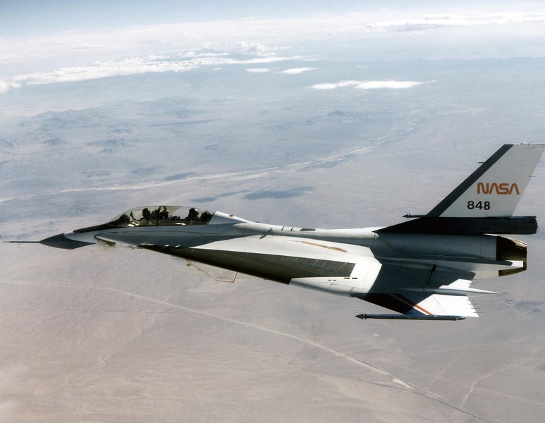 [ẢNH] Biến thể F-16 của Mỹ chuyên tấn công mặt đất ít người biết