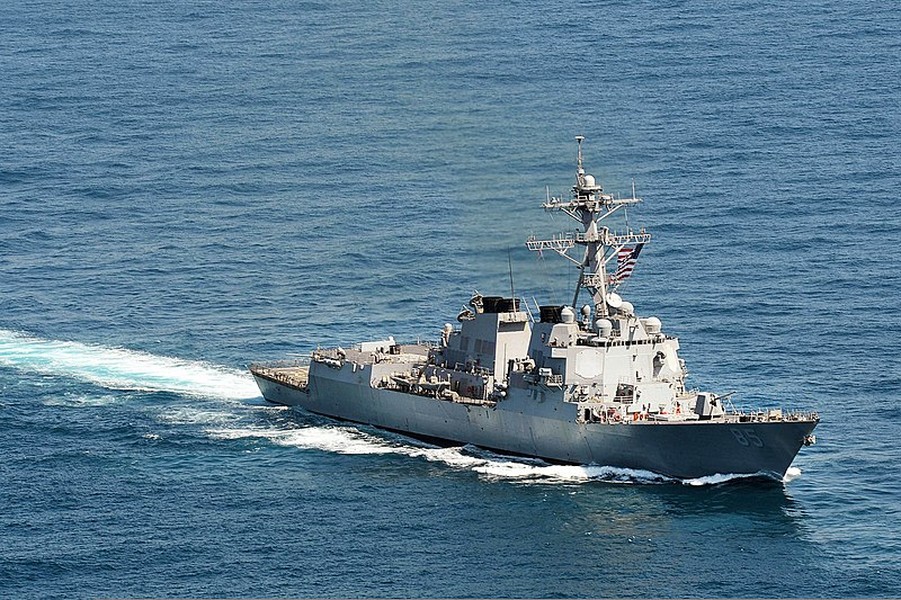 [ẢNH] Chiến hạm Mỹ đi qua eo biển Đài Loan giữa căng thẳng với Trung Quốc về Covid-19