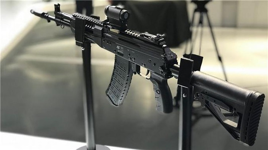 [ẢNH] Nga đã ‘âm thầm’ biên chế tới 40.000 khẩu AK-12