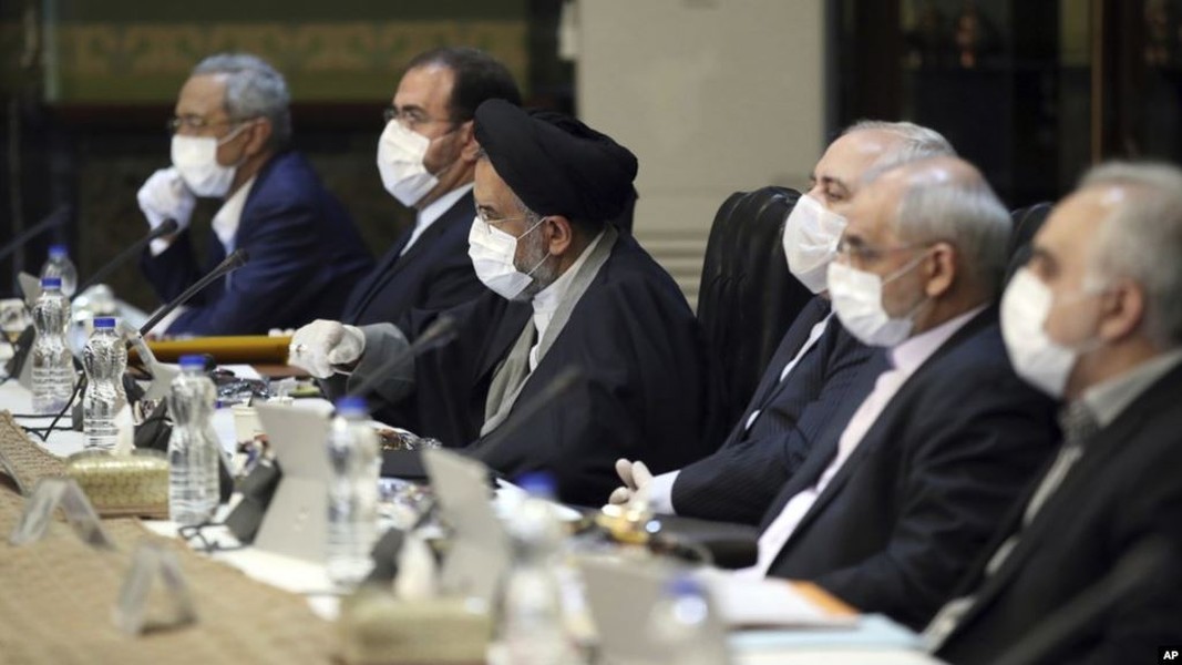 [ẢNH] Chủ tịch Quốc hội Iran nhiễm Covid-19