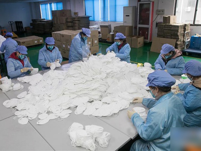[ẢNH] Trung Quốc xuất khẩu gần 4 tỷ khẩu trang và thiết bị y tế, thu 1,4 tỷ USD