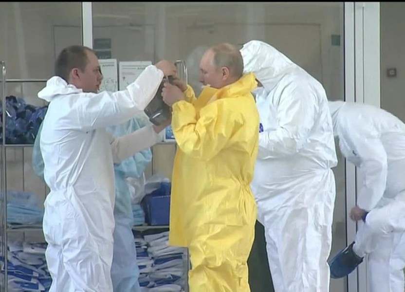 [ẢNH] Tổng thống Putin thêm thách thức khi ca nhiễm Covid-19 mới cao nhất châu Âu