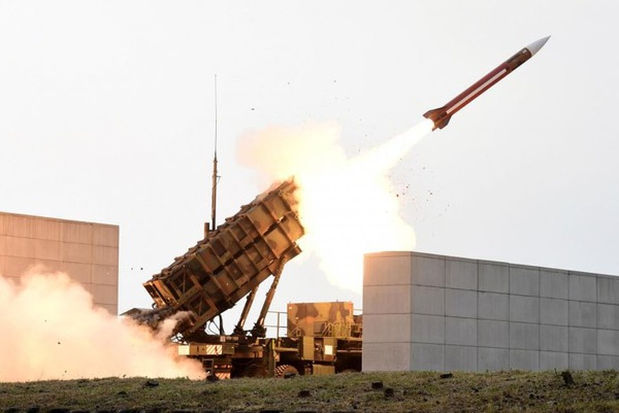 [ẢNH] Lượng lớn tên lửa Patriot Mỹ đổ về Trung Đông sau thương vụ lịch sử