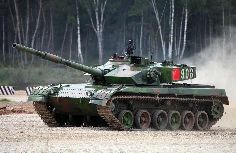 [ẢNH] Căng thẳng với Ấn Độ, Trung Quốc đem xe tăng mới biên chế lên áp sát biên giới