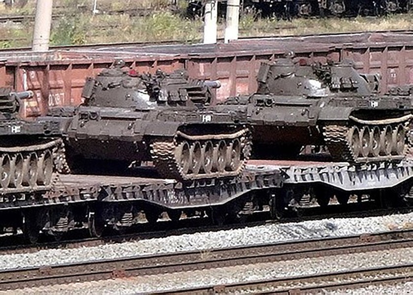 [ẢNH] Vì sao Nga tiếp tục chuyển giao số lượng lớn xe tăng T-62M cho Syria
