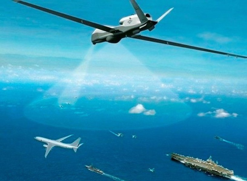 [ẢNH] Sau 2 siêu tàu sân bay, Mỹ bất ngờ điều thêm ‘đại bàng xám’ tới Biển Đông làm gì?