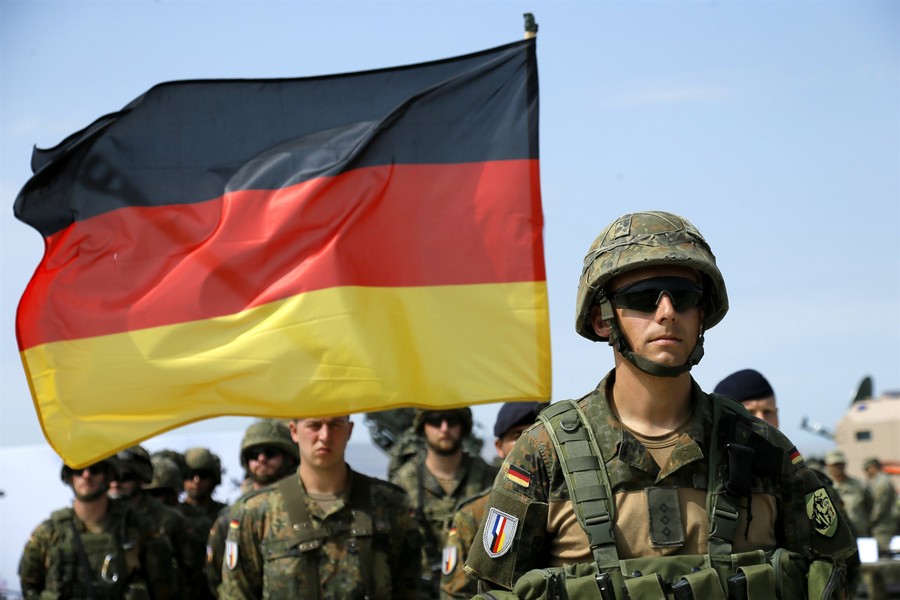 NATO tập trận đa quốc gia nhằm thị uy sức mạnh tập thể