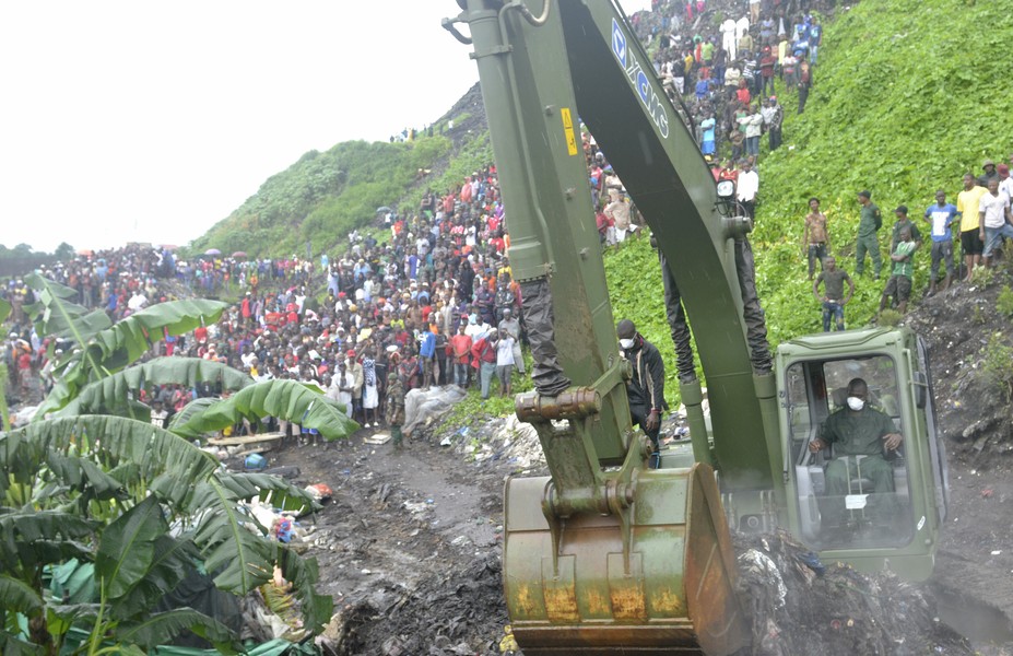 Lở núi rác ở Guinea, ít nhất 8 người chết, hàng chục người mất tích