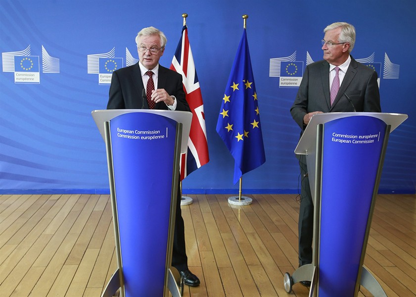 EU hài lòng với đường hướng Brexit của Anh