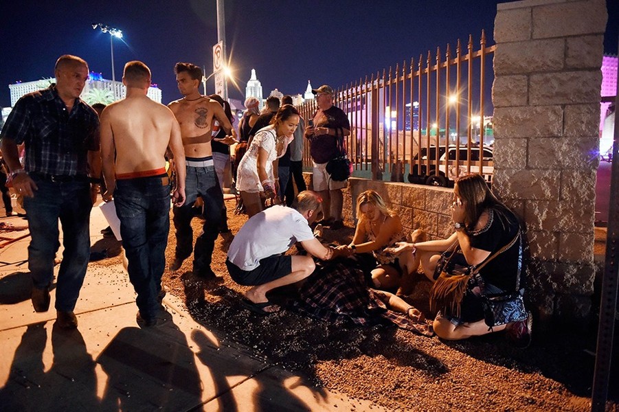 Lại xả súng đẫm máu tại Las Vegas (Mỹ), 2 người chết, 24 người bị thương