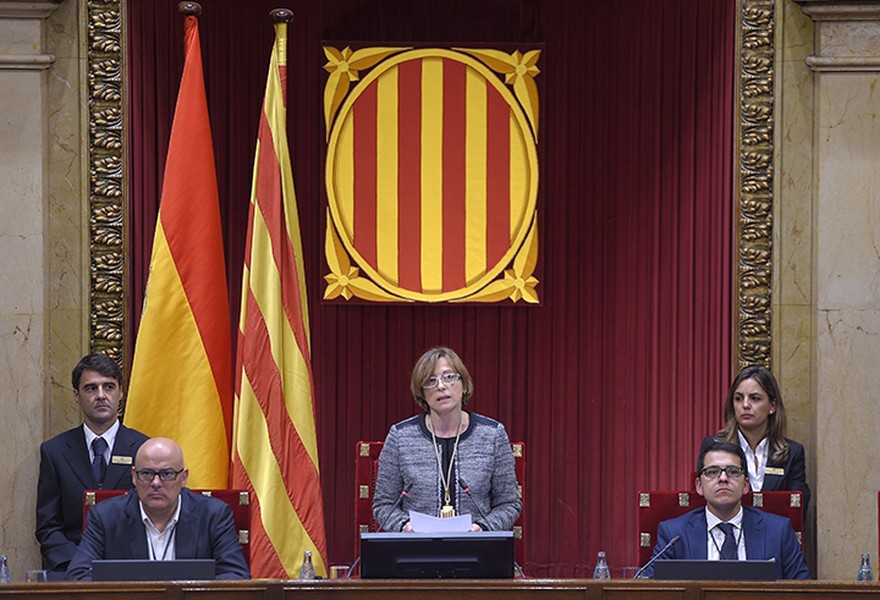 Gần nửa triệu dân xuống đường, phản ứng biện pháp cứng rắn của chính phủ Tây Ban Nha