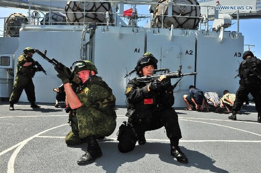 Mãn nhãn với màn trình diễn của lực lượng chống khủng bố Nga-Trung Quốc