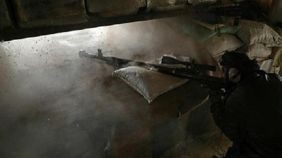 Vi phạm lệnh ngừng bắn, giao tranh ác liệt lại xảy ra tại đông Ghouta, Syria