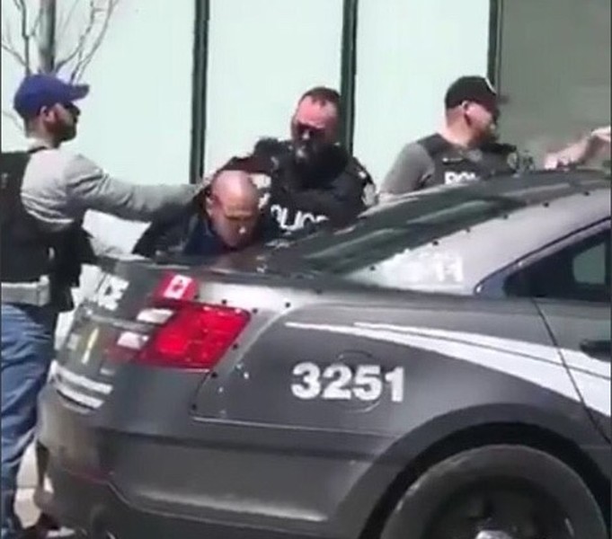 Canada: Xe tải đâm nhiều người thương vong tại Toronto