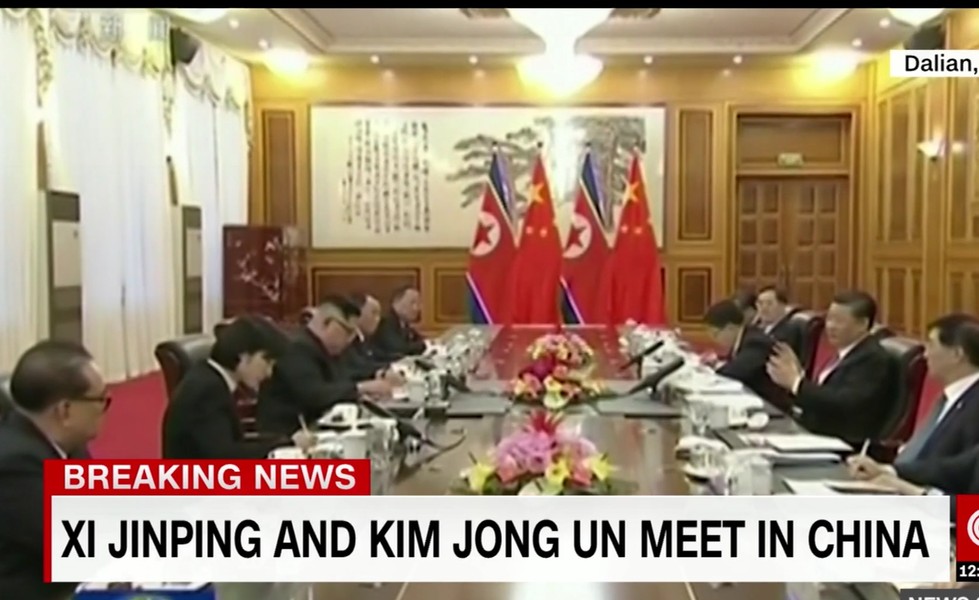 Chủ tịch Trung Quốc Tập Cận Bình hội đàm với nhà lãnh đạo Triều Tiên Kim Jong-un tại thành phố Đại Liên
