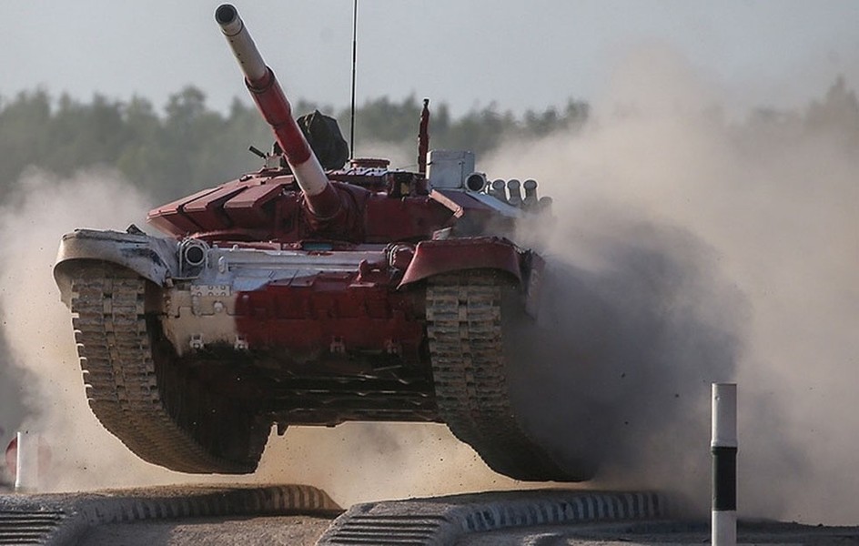 [ẢNH] Nga vô địch tại chung kết giải đua xe tăng Tank Biathlon 2018