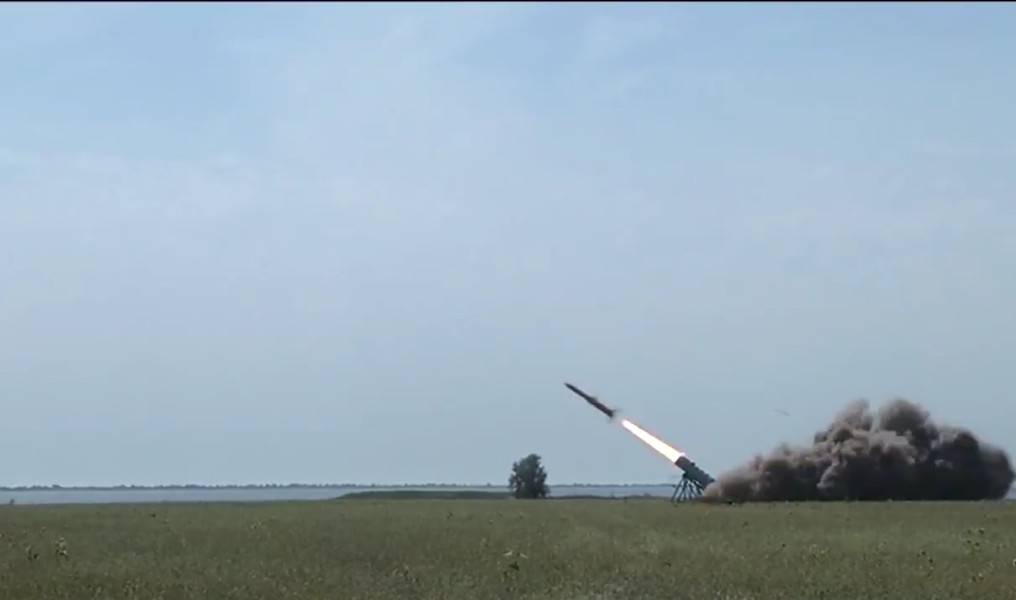[ẢNH] Ukraine ra mắt tên lửa hành trình Neptun đe dọa tàu chiến Nga
