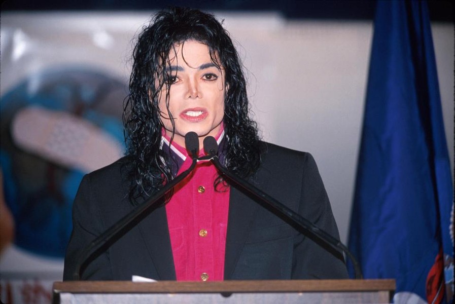[ẢNH] Người tình bí mật tiết lộ thông tin về ông hoàng nhạc Pop Michael Jackson bị tố lạm dụng tình dục trẻ em