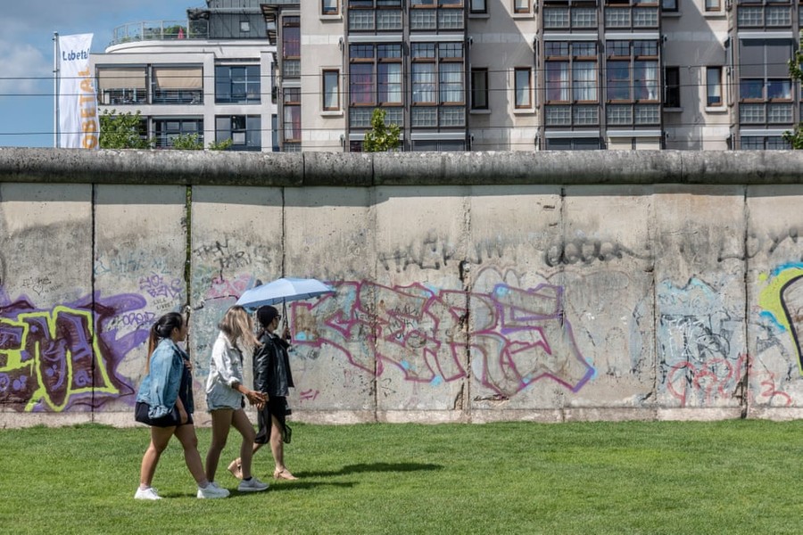 [ẢNH] Bức tường Berlin – Nhân chứng lịch sử chia cắt Đông Tây