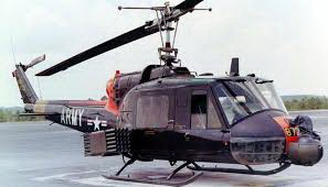 [ẢNH] Vì sao kho vũ khí chiến lợi phẩm của Việt Nam thiếu trực thăng UH-1 Gunship?