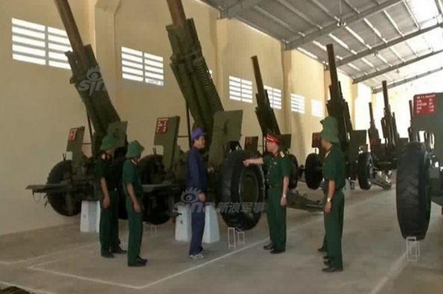 [ẢNH] Lựu pháo chiến lợi phẩm cỡ nòng lớn nhất của Việt Nam thể hiện sức mạnh