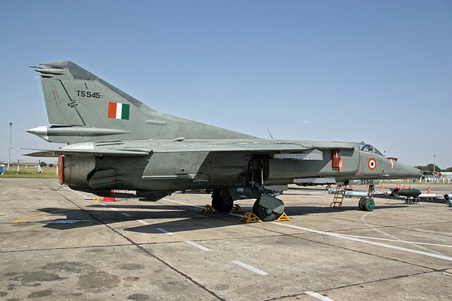[ẢNH] Không quân Ấn Độ lĩnh trái đắng khi 