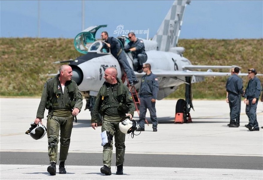 [ẢNH] Không quân Israel toan tính gì khi cho phi công luyện tập lái MiG-21?