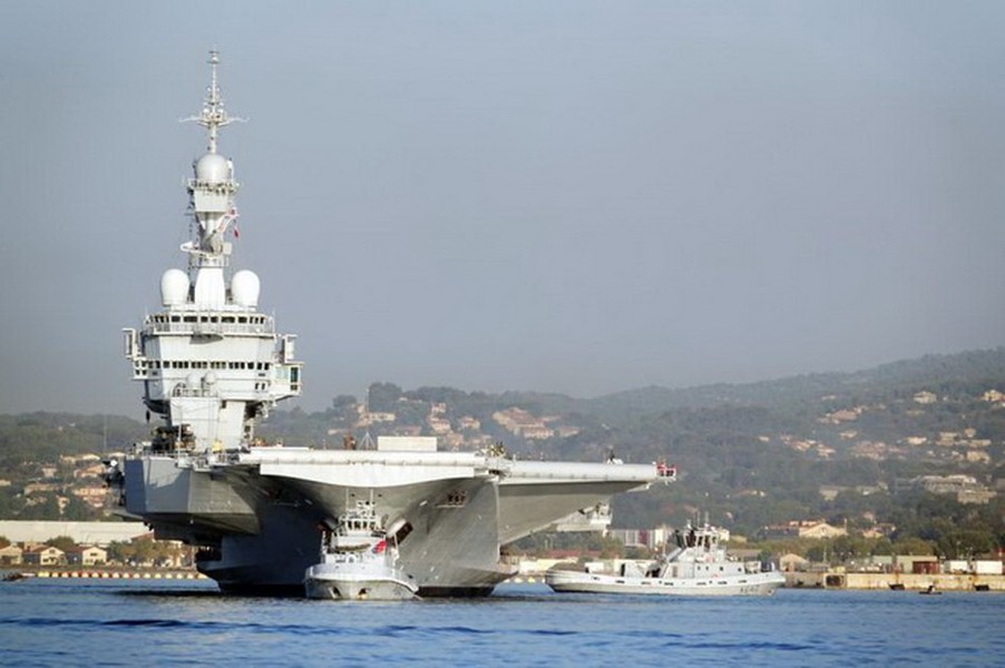 [ẢNH] Pháp khoét sâu vào nhược điểm thiếu tàu sân bay của Hải quân Nga