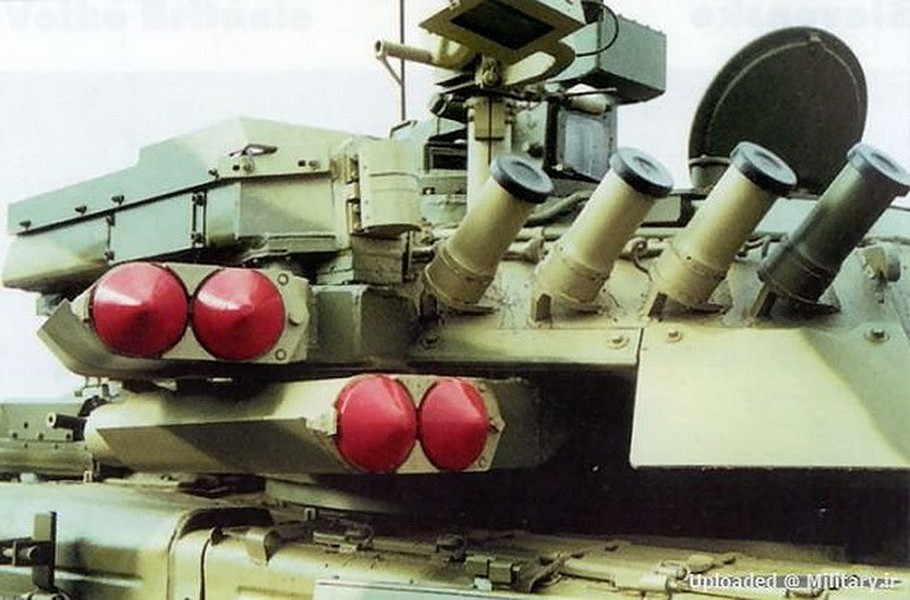 [ẢNH] NATO giật mình khi Nga trang bị hàng loạt hệ thống phòng vệ chủ động cho T-72B3?