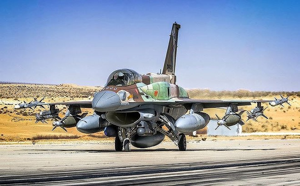 [ẢNH] Tiêm kích Israel áp sát biên giới Syria, sẵn sàng tấn công S-300?