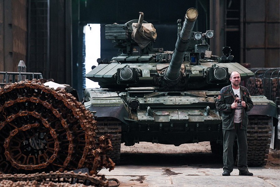 [ẢNH] Nga thông báo bắt đầu bàn giao xe tăng T-90 cho Việt Nam