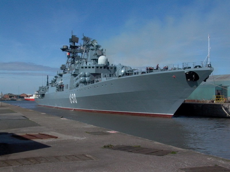 [ẢNH] Sau tàu sân bay, Hải quân Nga đối diện nguy cơ mất thêm khu trục hạm cực mạnh