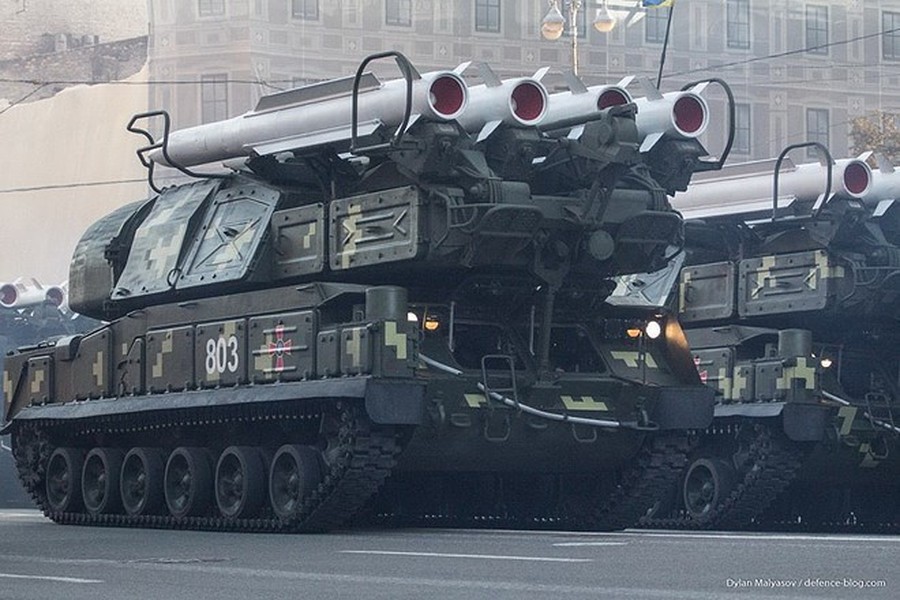 [ẢNH] Tiêm kích Ukraine không thể cất cánh khi Nga điều S-400 tới trấn giữ Crimea?