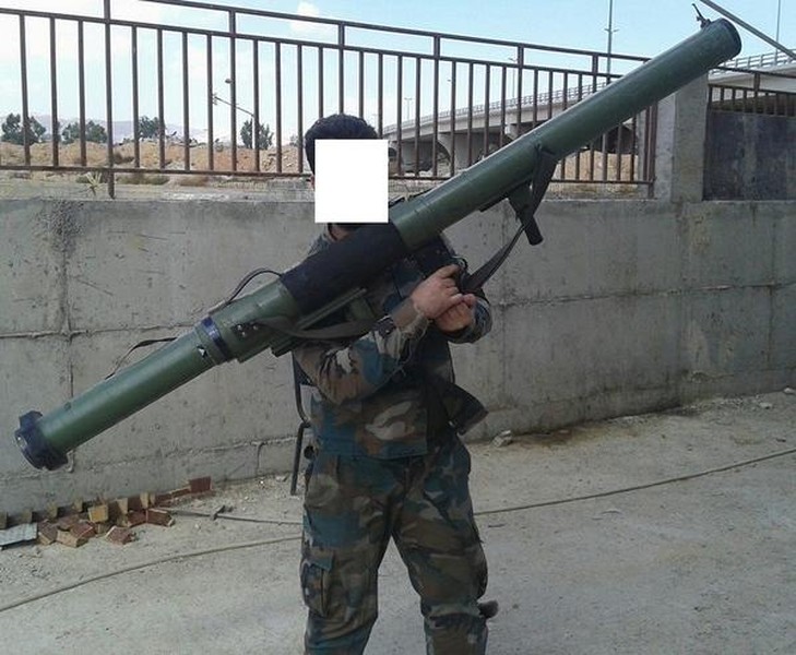 [ẢNH] Quân đội Syria thu được vũ khí chống tăng lạ và cực kỳ nguy hiểm từ phiến quân