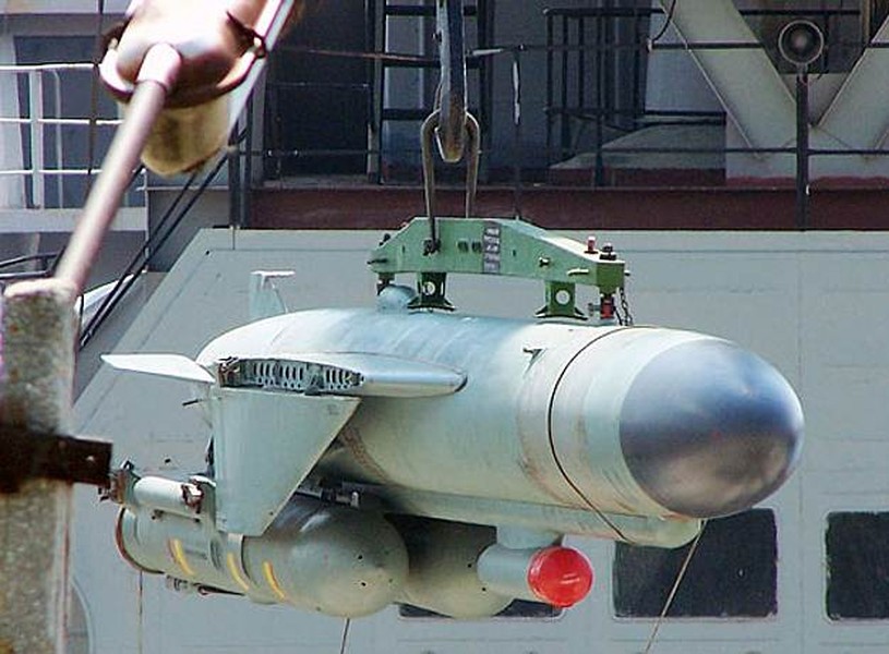 [ẢNH] Tên lửa nặng 3 tấn của Nga có thể nhấn chìm soái hạm Ukraine bằng 1 phát bắn