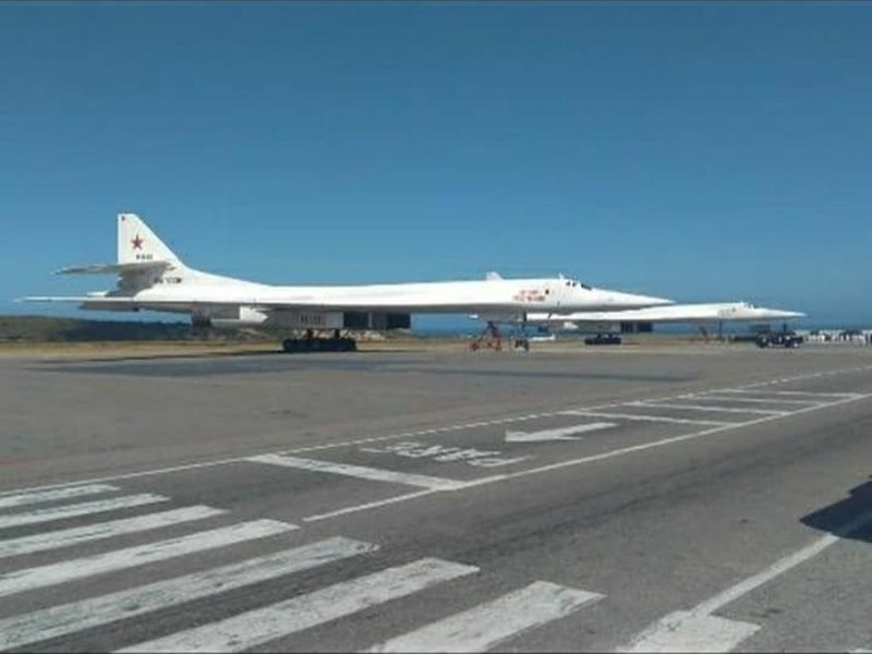 [ẢNH] Tu-160 Nga sẽ bị Mỹ hạ trong chớp mắt nếu triển khai tại Venezuela?