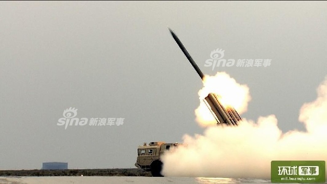[ẢNH] Trung Quốc khoe pháo phản lực phóng loạt cỡ nòng lớn bắn xa nhất thế giới