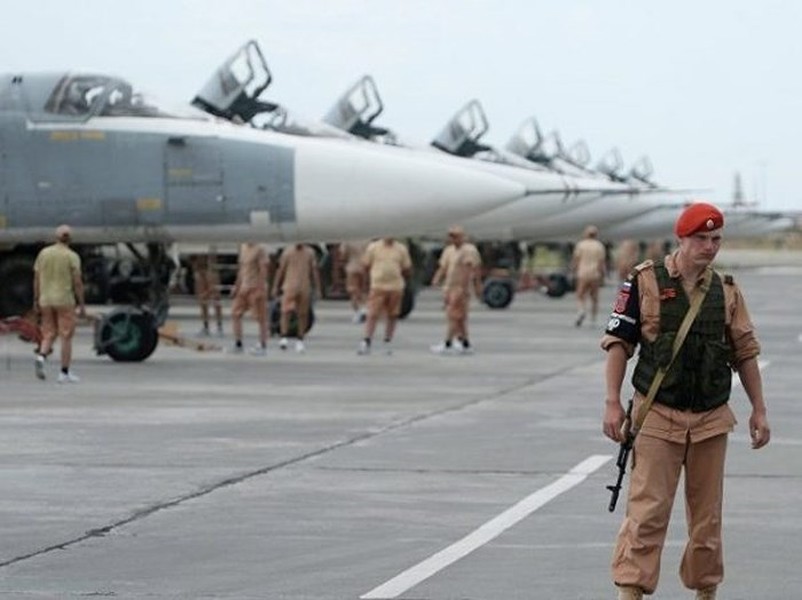 [ẢNH] Lo ngại tên lửa Ukraine, Belarus từ chối cho phép Nga lập căn cứ không quân