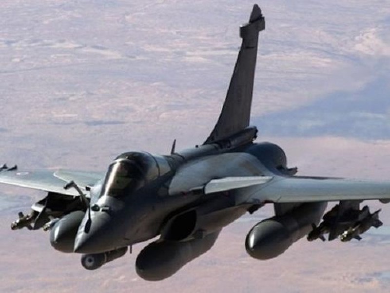 [ẢNH] Pháp chuẩn bị thiết lập vùng cấm bay tại Đông Bắc Syria, sẽ có xung đột lớn?