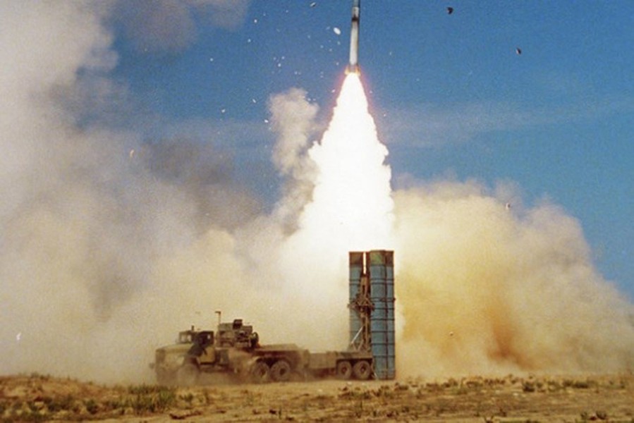 [ẢNH] Phòng không Syria bắn trượt toàn bộ tên lửa hành trình Israel?