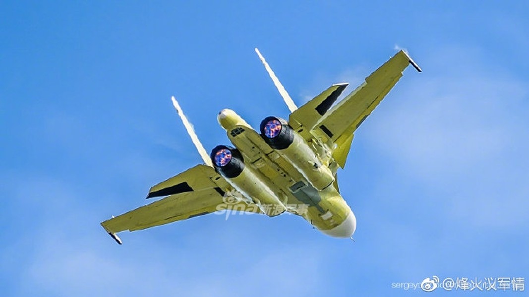 [ẢNH] Hạm đội Biển Đen nhận gấp loạt cường kích Su-34 trong tình hình nóng?