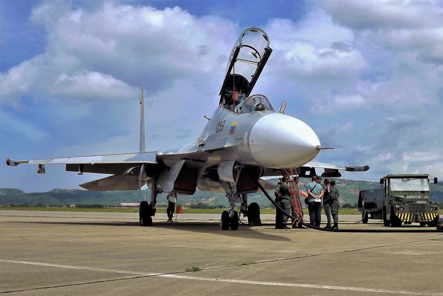 [ẢNH] Bí ẩn tiêm kích Su-30MK2 tối tân của Venezuela nổ tung ngay khi cất cánh