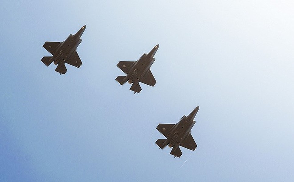 [ẢNH] Israel xác nhận F-35I vừa tấn công, phòng không Nga - Syria tiếp tục bất lực?