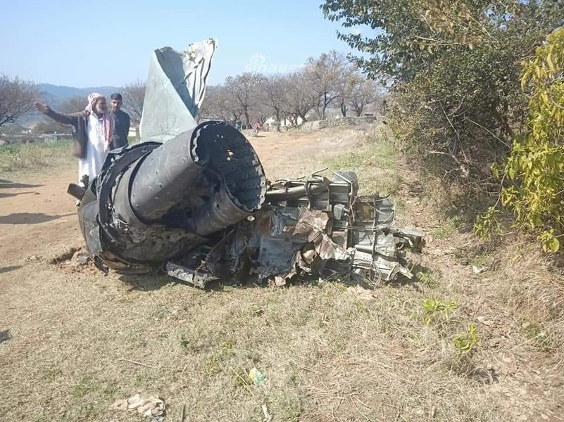 [ẢNH] Tiêm kích MiG-21 Bison Ấn Độ lại vừa bị Không quân Pakistan bắn hạ?